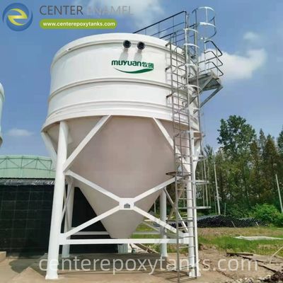 Welded Carbon Steel Tank for Refined Oil Storage: A reliable vessel for storing finished products like gasoline or diesel